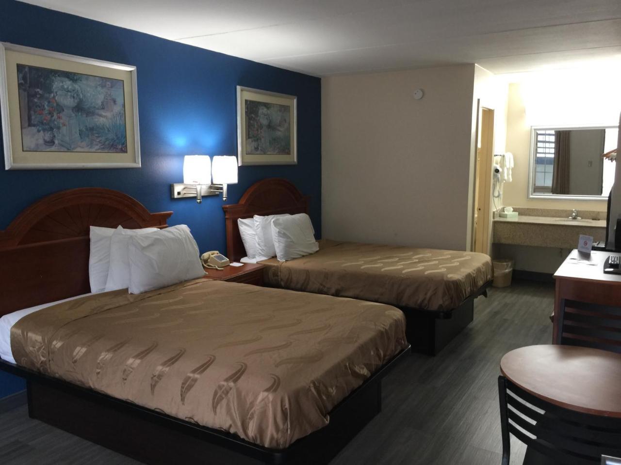 Americas Best Value Inn Tuscaloosa Exterior foto