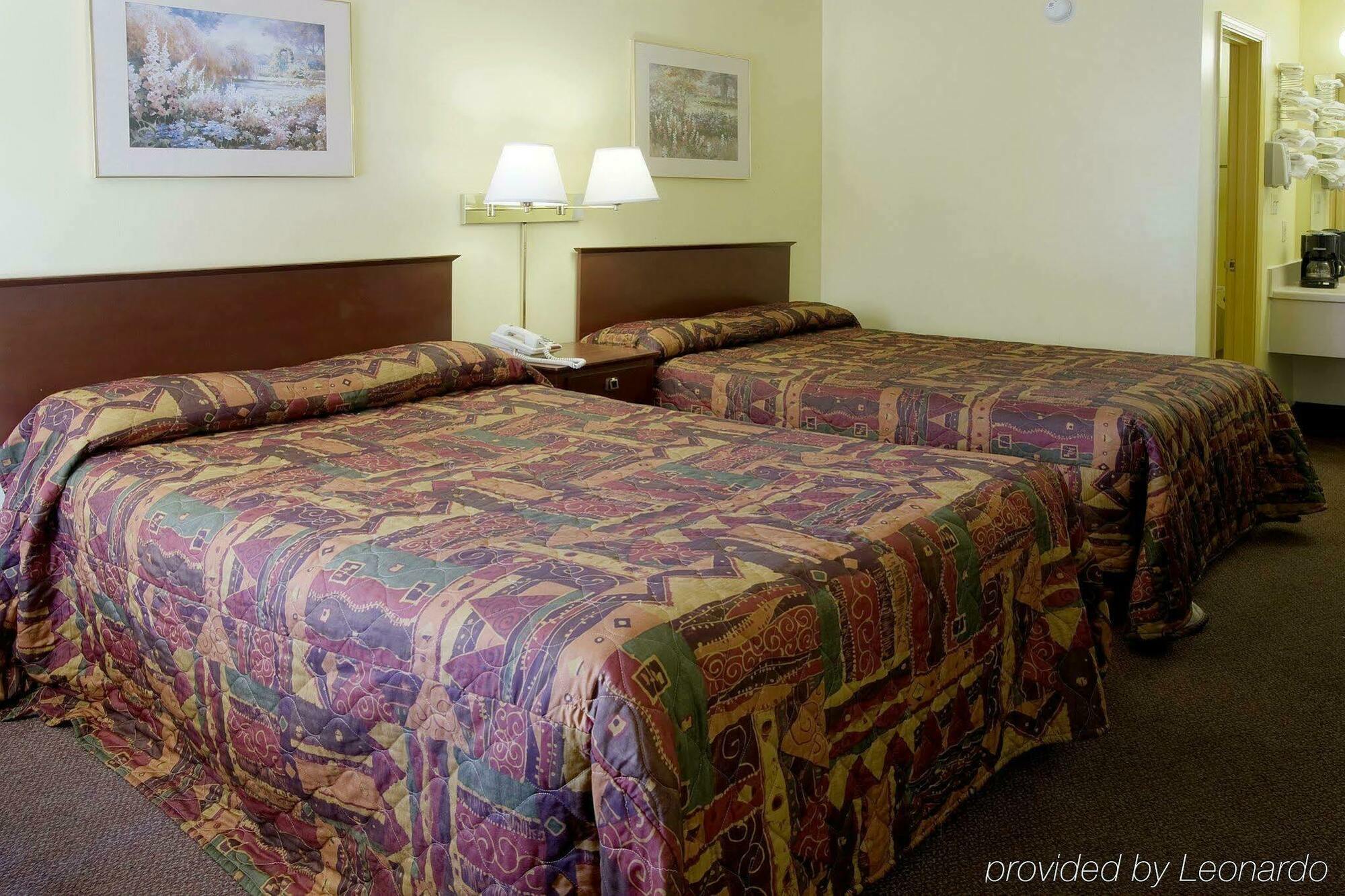 Americas Best Value Inn Tuscaloosa Exterior foto